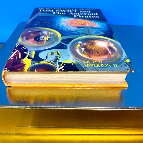 TOM SWIFT AND THE ASTEROID PIRATES VINTAGE 1963 HARDCOVER BOOK VOL 21 178 Pages - Picture 11 of 12